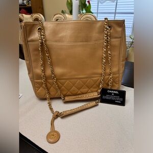 Chanel Matelasse Chain Shoulder Lambskin Leather Tote Bag